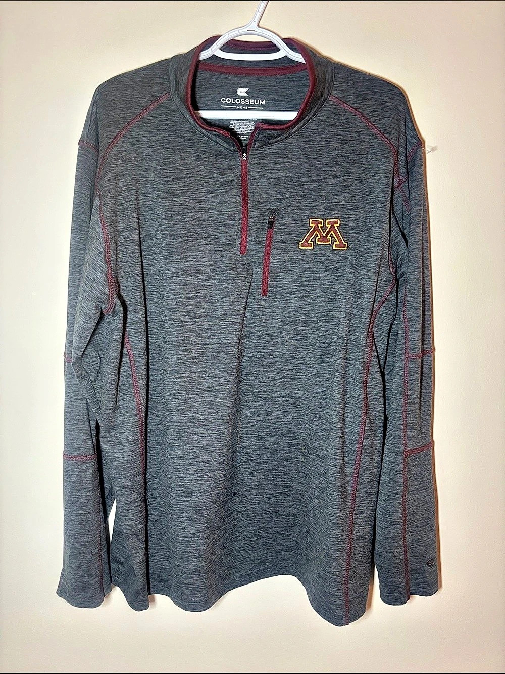 Colosseum Men's Quarter-Zip Pullover Gray & Red XL